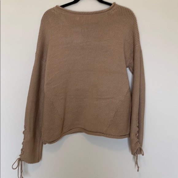 Tan Sweater with Lace Sleeves - Picture 4 of 4